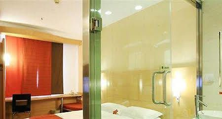 Aiweideng Hotel - Yuxi 쿤밍 외부 사진